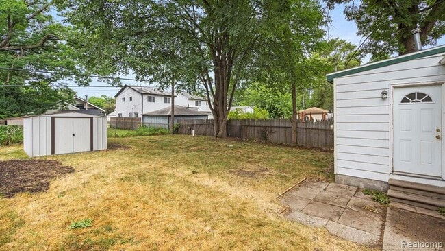 Building Photo - 23773 Hazelwood Ave