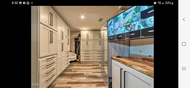 Master closet - 501 Silver Beach Ave