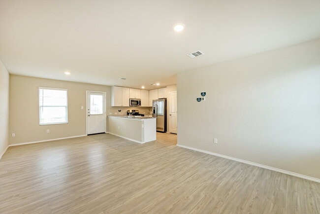 Building Photo - 5606 Basilica Pl