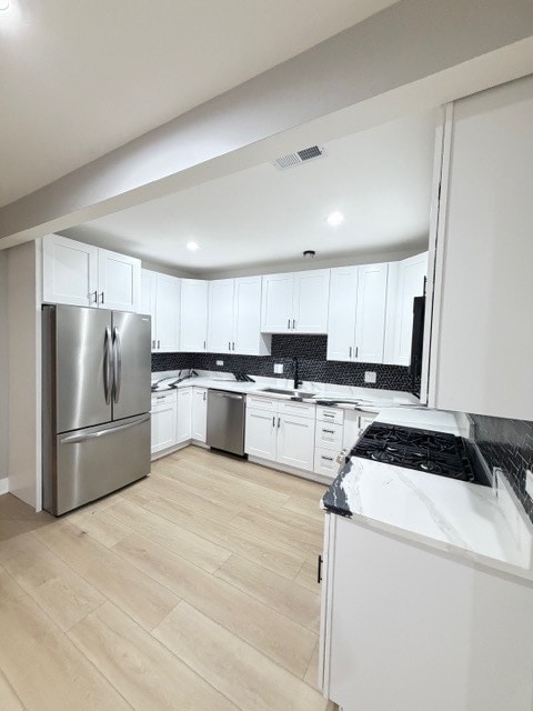 Building Photo - 6350 S St Lawrence Ave