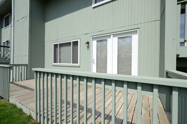 Building Photo - Wonderful 3 Bed 2 Bath Townhome in Little Canada