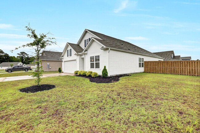 Building Photo - 108 Cassidy Ln