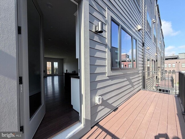 Building Photo - 11924 Caravelle Lp