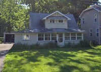 Building Photo - 295 E 238th St