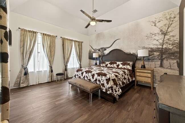 Building Photo - 2506 McKinney St