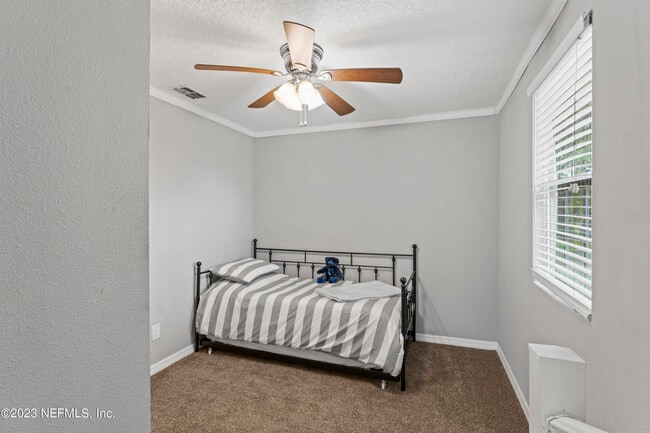 Building Photo - 1905 Niblick Dr