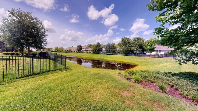 Building Photo - 29 Lakefront Ln
