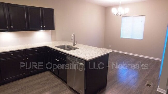 Building Photo - 16513 Heather St