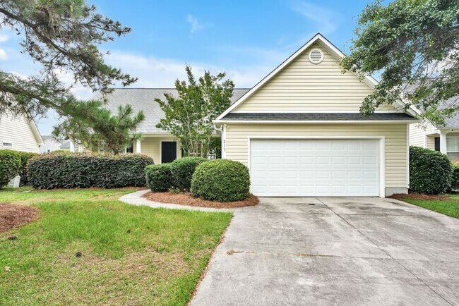 Building Photo - Leland Wedgewood at Lanvale community, Great open floor plan, on level, hardwoods, fire place, ma...