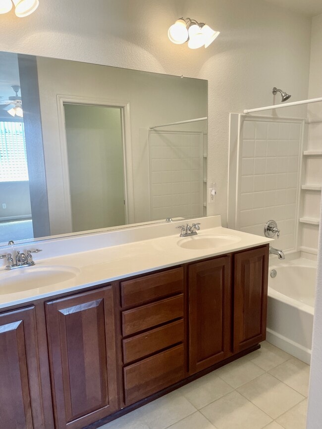 Building Photo - 4350 Mt Kisco Way