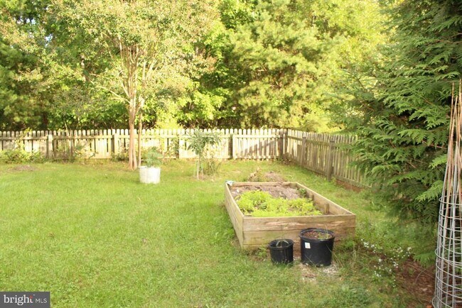Primary Photo - 6125 Hot Spring Ln