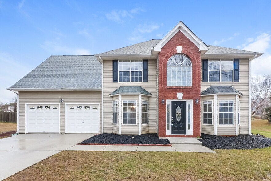 Primary Photo - 985 Field View Dr