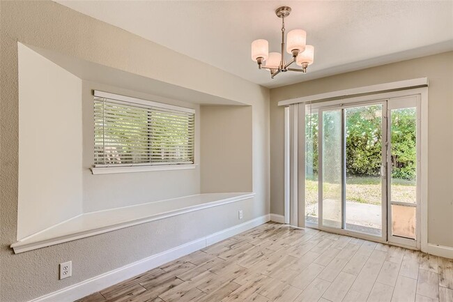 Building Photo - 1236 Dexford Dr