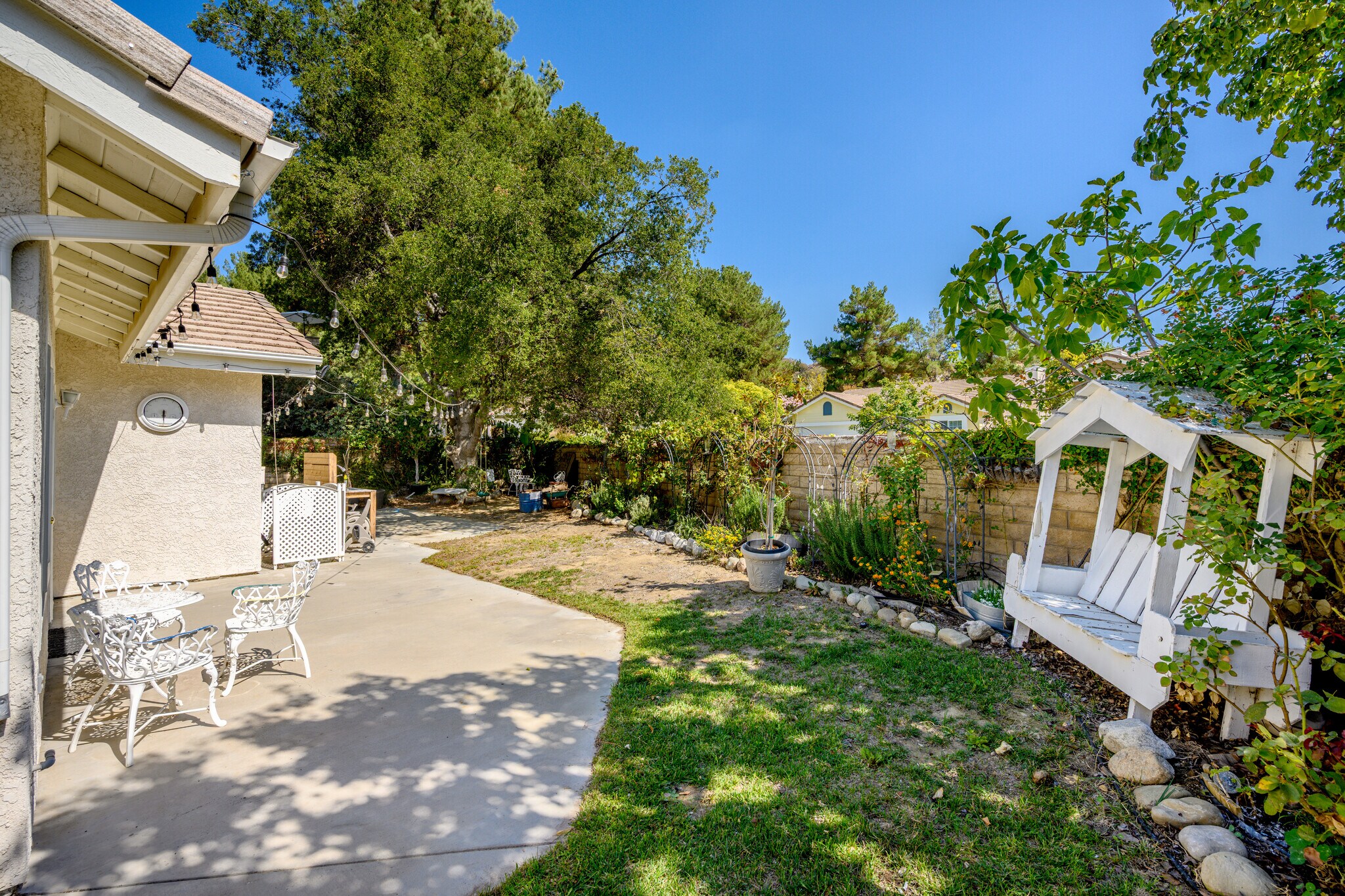 Building Photo - 27031 Benton Ct