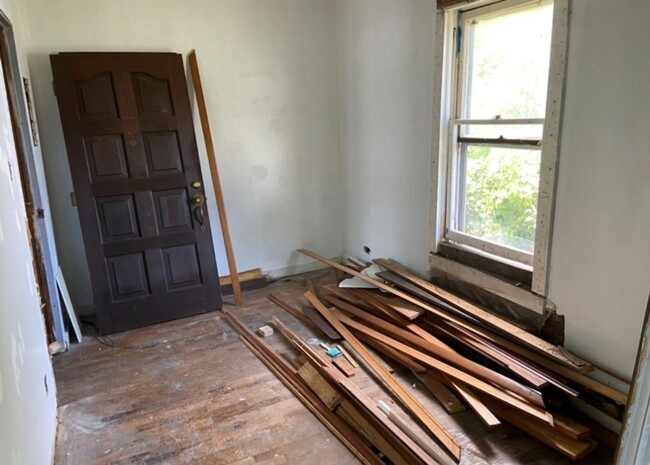 Building Photo - COMING SOON! Investment Property! - $390 M...