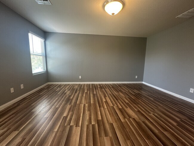 Building Photo - 8977 Melridge Rd