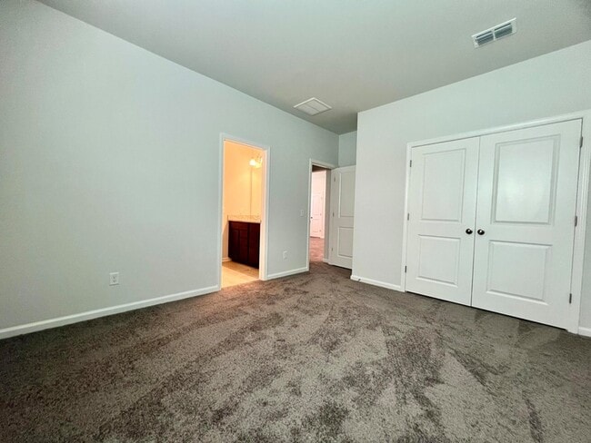 Building Photo - 4008 Flatiron Dr