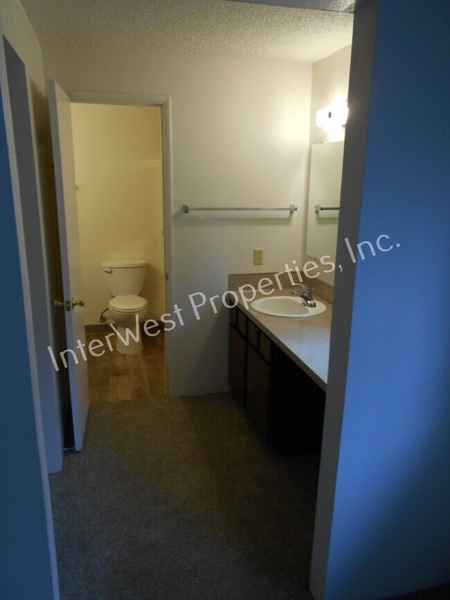 Building Photo - 6627-6627 SW 201st Ct
