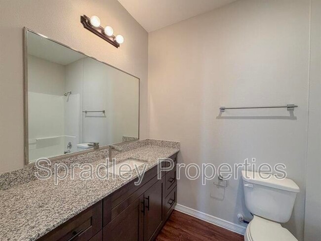 Building Photo - 1124 W Ave O