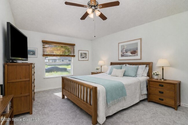 Building Photo - 1410 Vander Ave SE