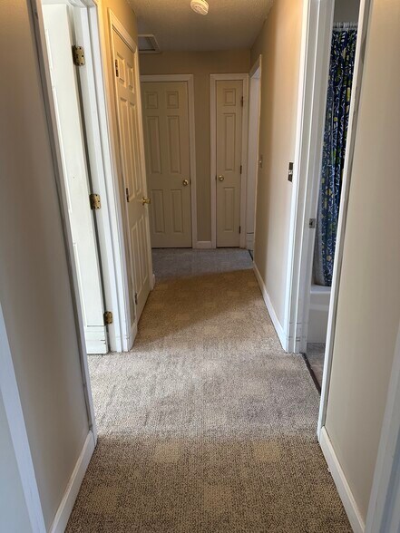 Building Photo - 52 Starboard Dr