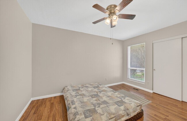 Building Photo - 1788 E Tramway Dr