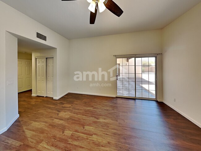 Building Photo - 10191 N Tarheel Pl