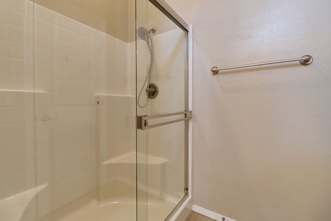 Building Photo - Home for Rent in Quailwood!