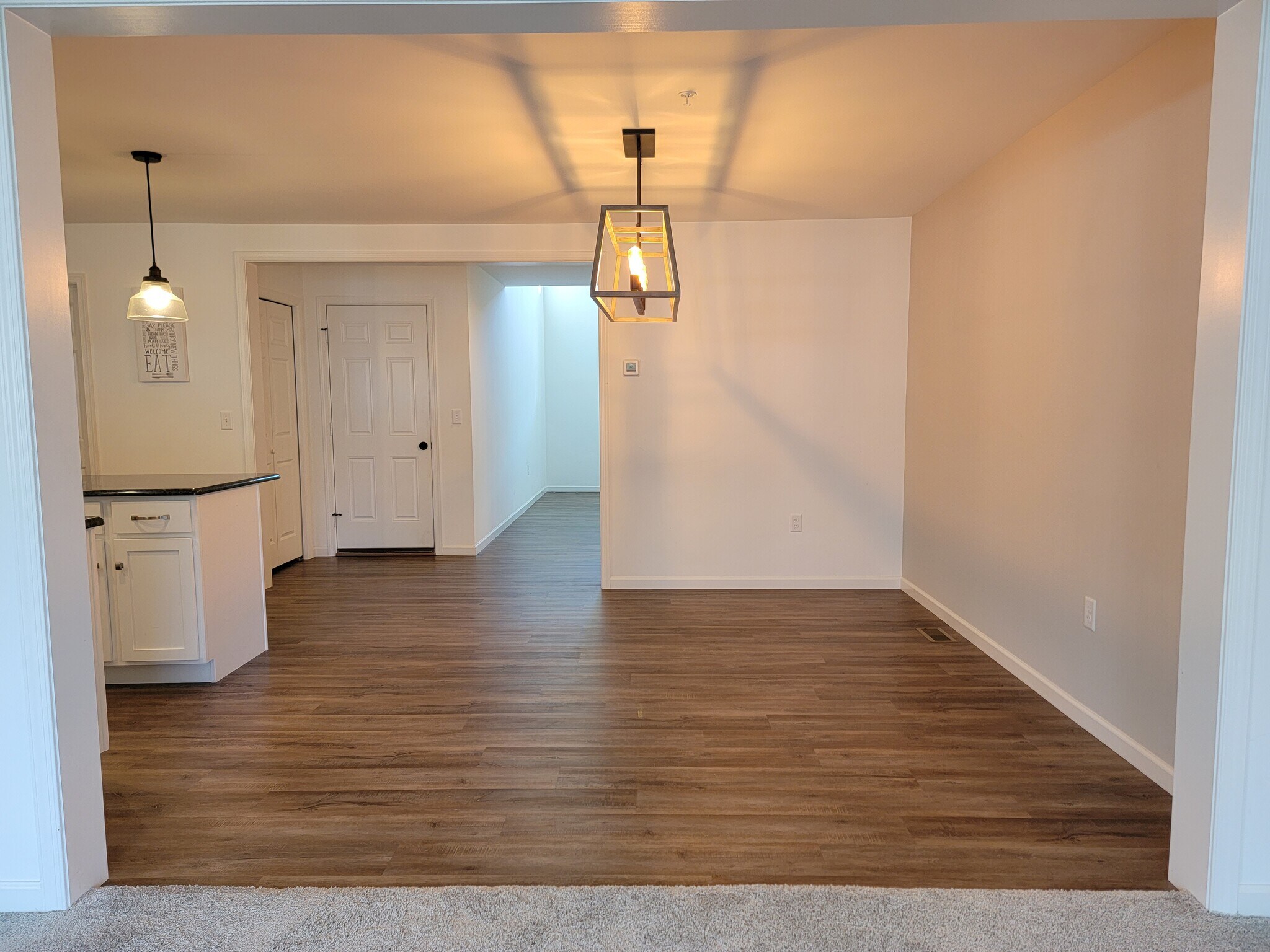 Building Photo - 207 Highland Ct