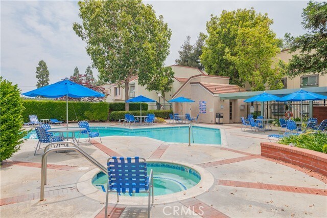 Building Photo - 3555 W Greentree Cir