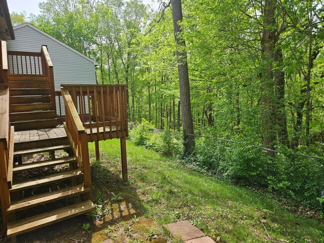 Building Photo - 3297 Medoma Dr