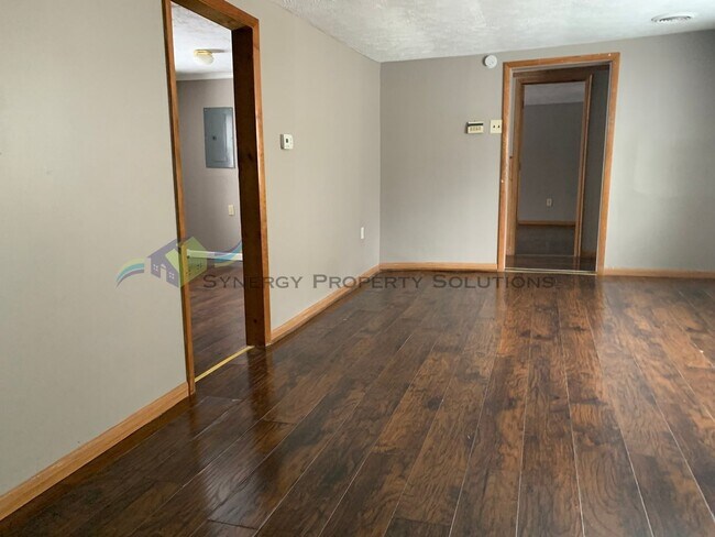 Building Photo - Madison Ranch