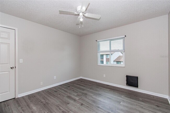 Building Photo - 39132 Co Rd 54