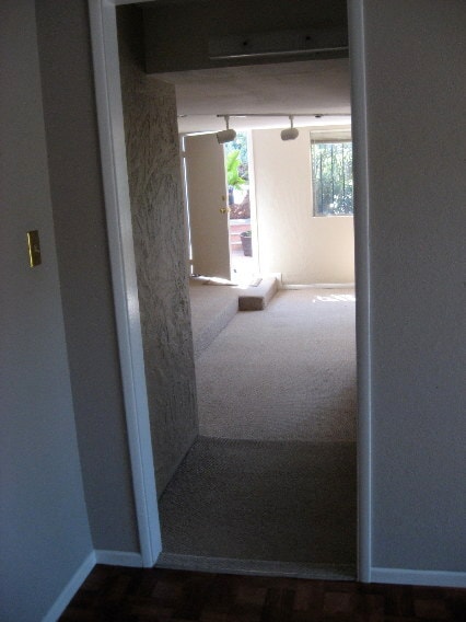 exit kitchen to LR - 3506 Columbia St