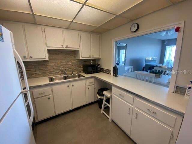 Building Photo - 4575 Cove Cir