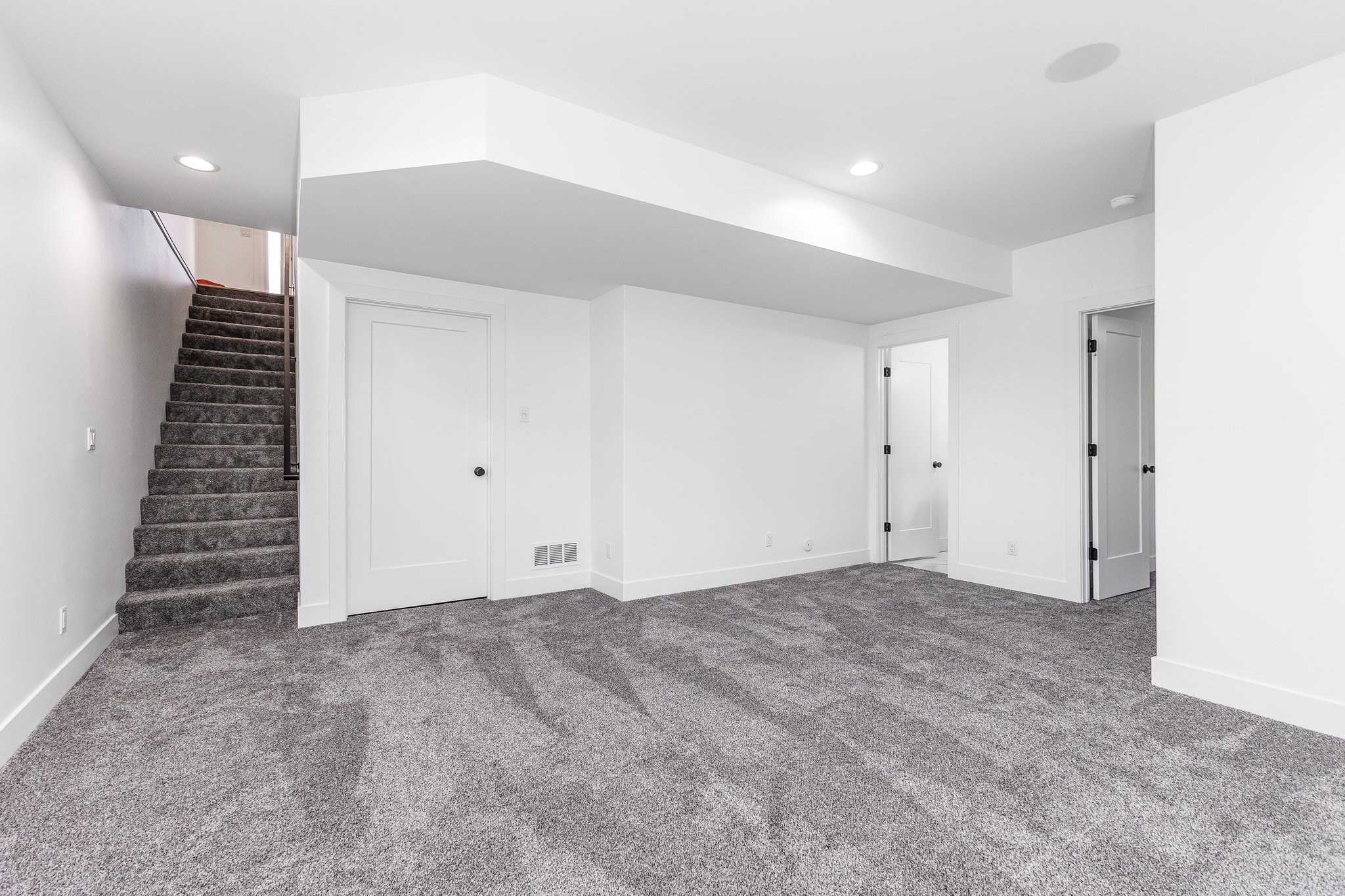 Building Photo - 1380 Autumn Ridge Ln