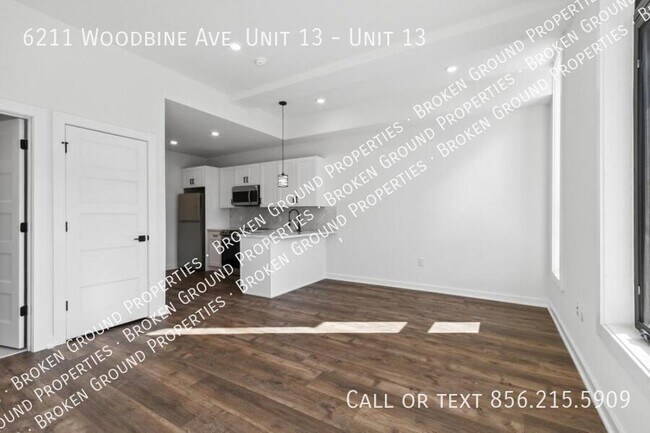 Building Photo - 6211 Woodbine Ave
