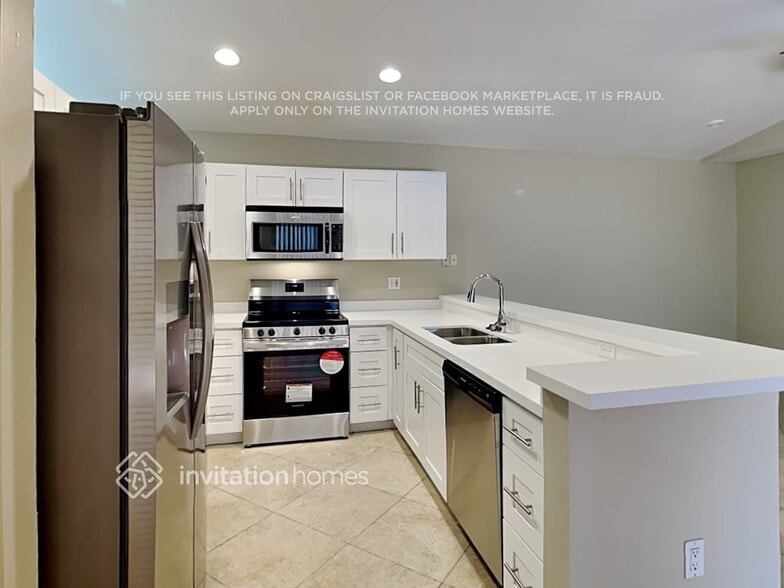 Building Photo - 15543 SW 96th Terrace