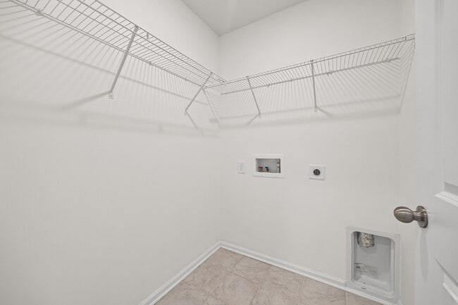 Building Photo - "Spacious 4-Bedroom Home Located In Desirable Walnut Creek Development"