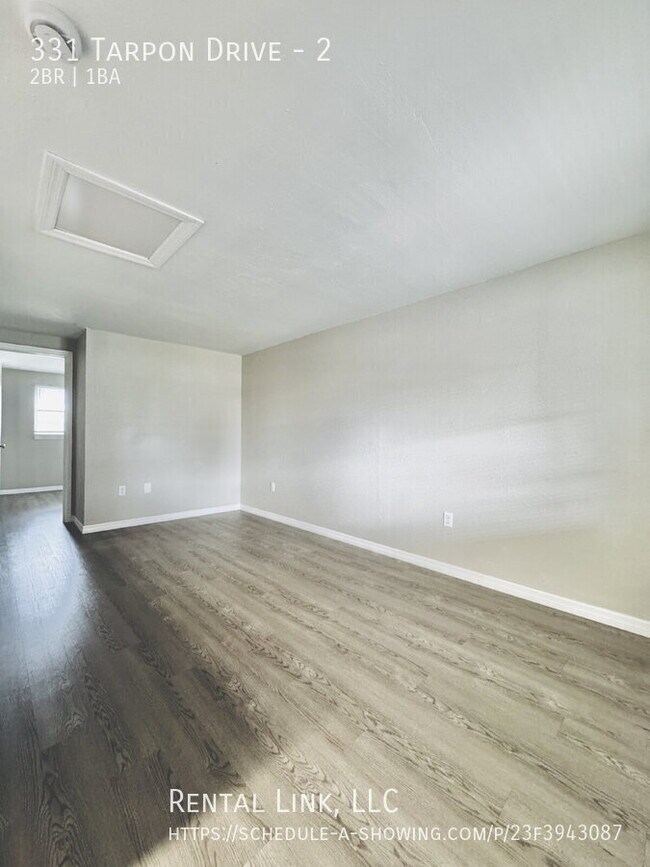 Building Photo - 331 Tarpon Dr