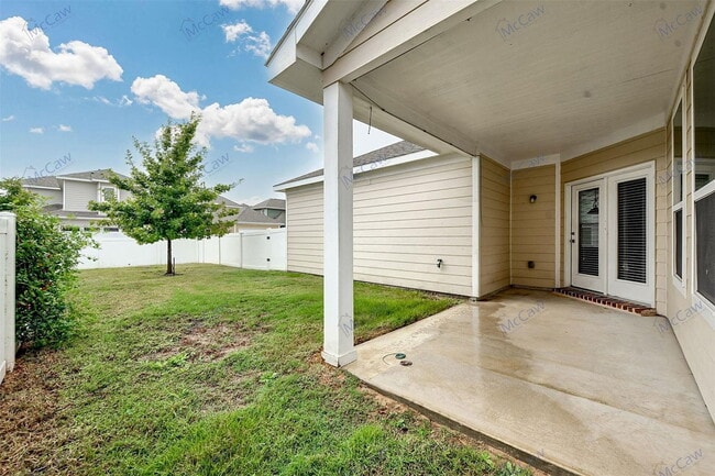 Building Photo - 1504 Emerald Tree Pl