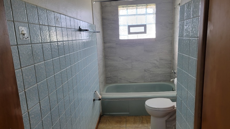 Building Photo - 10167 W Cleveland Ave