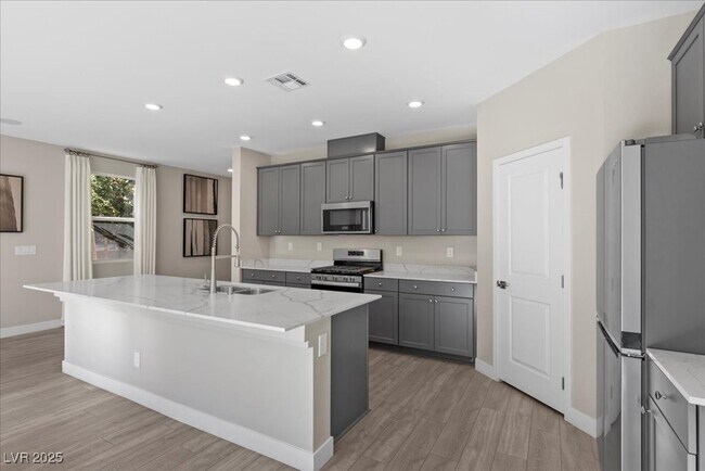 Building Photo - 4181 Nopal Serrano Ave