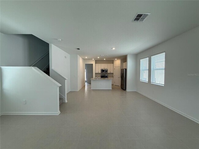 Building Photo - 734 Honeyrock St