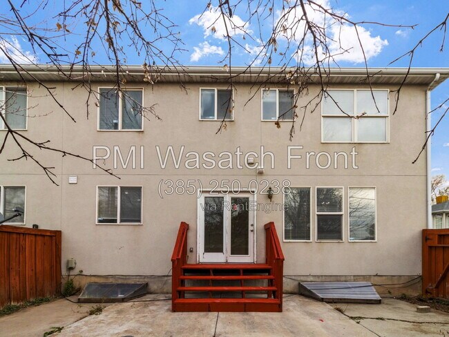 Building Photo - 3211 S 945 E