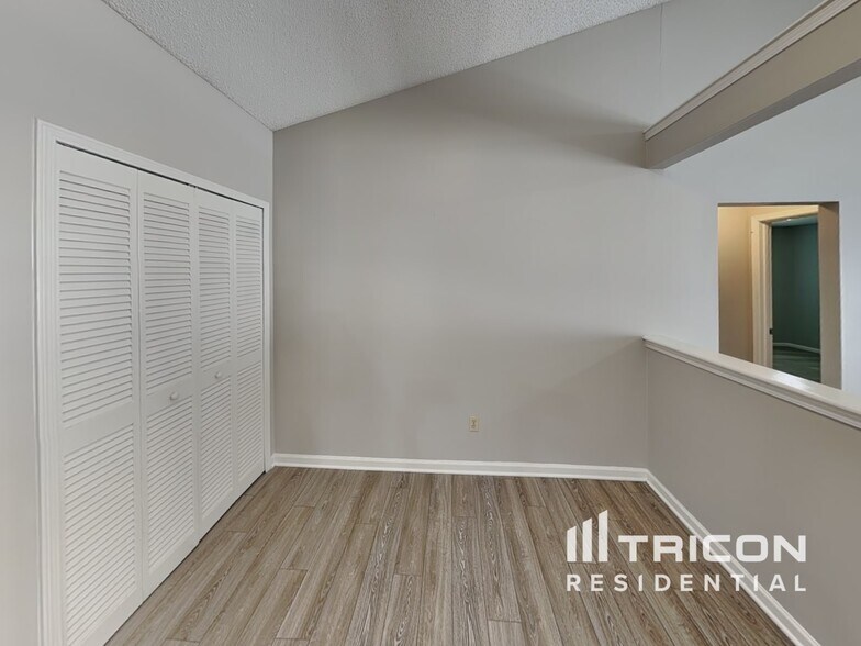 Building Photo - 1850 Yukon Ct