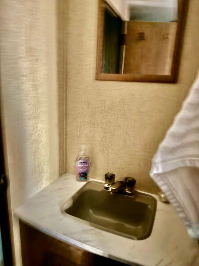 Building Photo - 30 Ft. new travel trailer in Quiet Park Li...