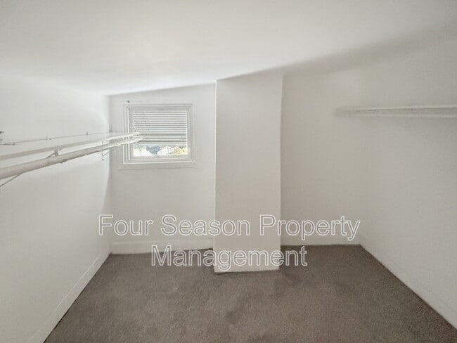 Building Photo - 631 Washington Ave