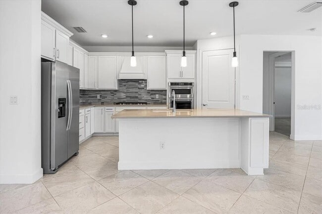 Building Photo - 9982 Beachwalk Dr