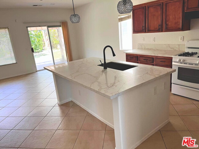 Building Photo - 3811 Eastgate N Rd